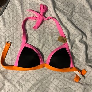 PUSH-UP TRIANGLE BIKINI TOP